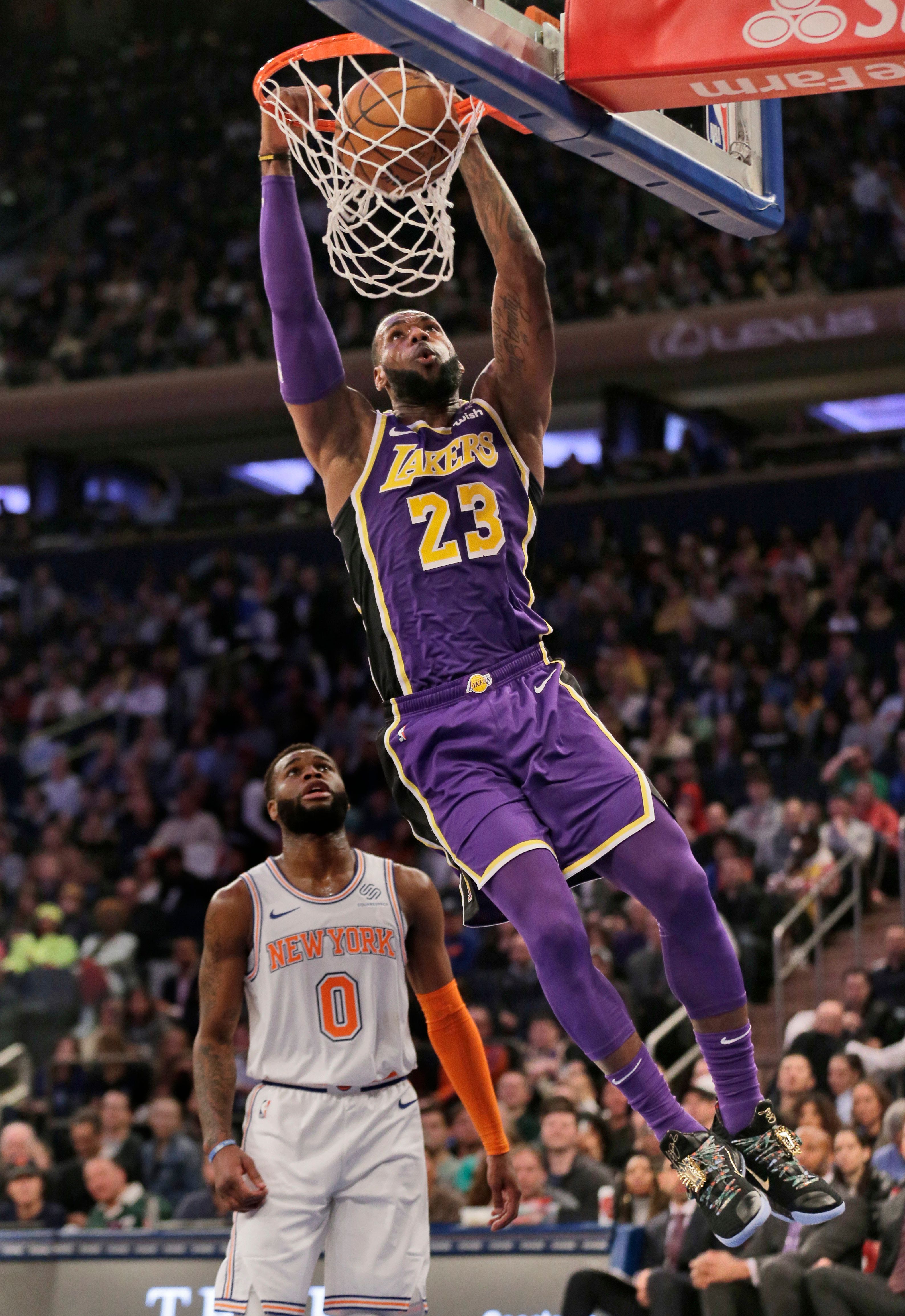 lebron ny knicks