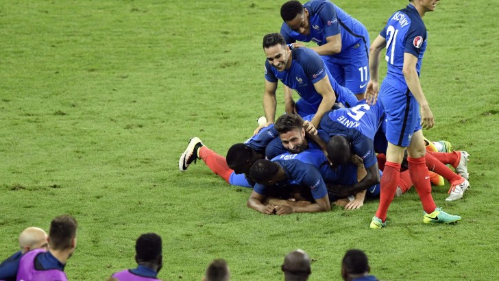 On Soccer: A Late Winner, and a Perfect Start for a Cautious France at Euros