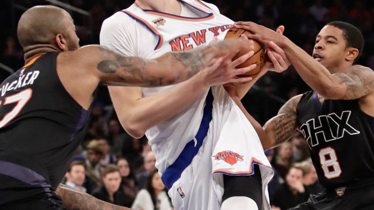 Suns 107, Knicks 105: Ball Rolls Out, and Knicks Again Roll Over, Falling to Suns